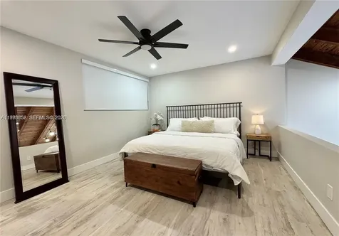 1490 NW 113th Way Pembroke Pines FL 33026