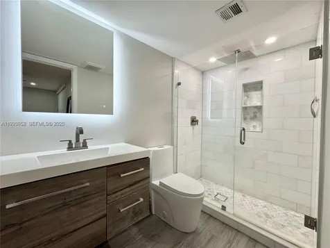 1490 NW 113th Way Pembroke Pines FL 33026