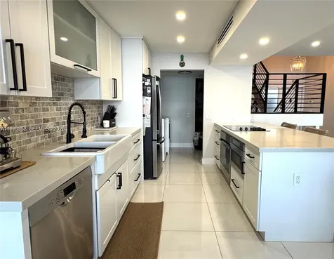 1490 NW 113th Way Pembroke Pines FL 33026