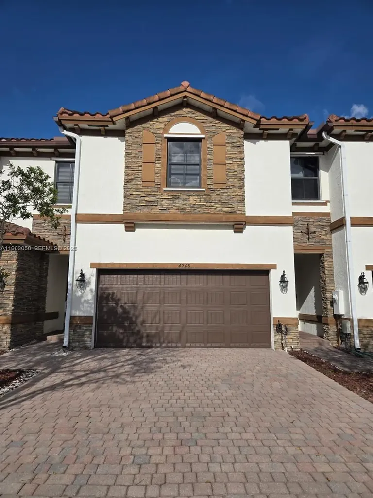 4268 SW 166th Court Miami FL 33185