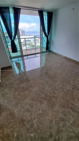 253 NE 2nd Street Miami FL 33132