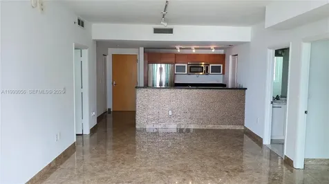 253 NE 2nd Street Miami FL 33132