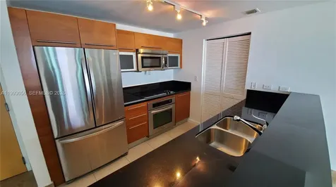253 NE 2nd Street Miami FL 33132