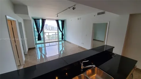 253 NE 2nd Street Miami FL 33132