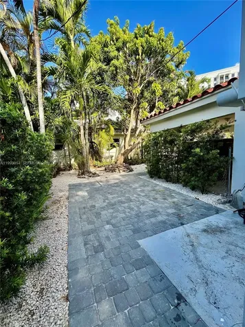 200 Frow Avenue Coral Gables FL 33133