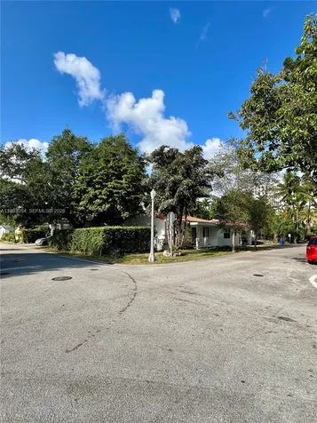 200 Frow Avenue Coral Gables FL 33133
