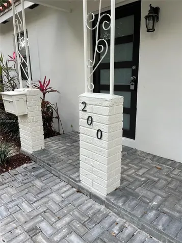 200 Frow Avenue Coral Gables FL 33133