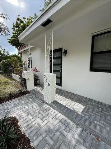 200 Frow Avenue Coral Gables FL 33133