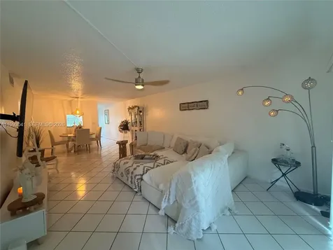 2403 Antigua Circle Coconut Creek FL 33066