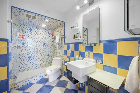 9 Island Avenue Miami Beach FL 33139