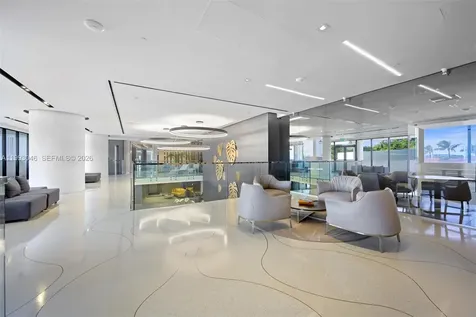 9 Island Avenue Miami Beach FL 33139