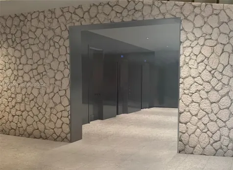 5555 Collins Avenue Miami Beach FL 33140