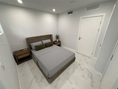 944 Jefferson Avenue Miami Beach FL 33139