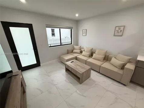944 Jefferson Avenue Miami Beach FL 33139