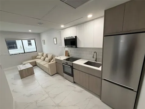 944 Jefferson Avenue Miami Beach FL 33139