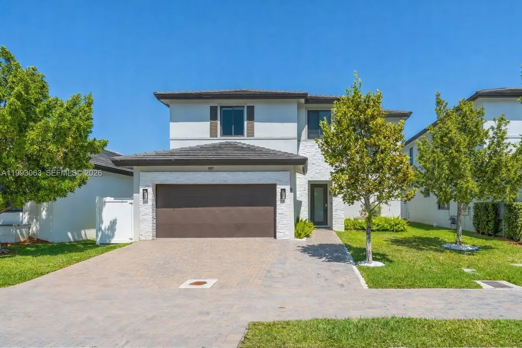 8019 NW 46th Terrace Doral FL 33166