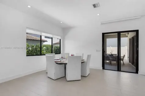 8019 NW 46th Terrace Doral FL 33166