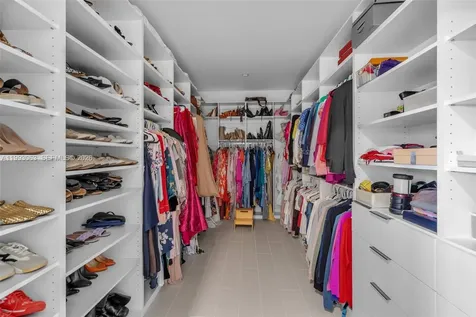 8019 NW 46th Terrace Doral FL 33166