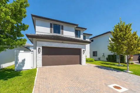 8019 NW 46th Terrace Doral FL 33166