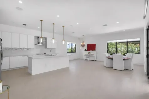 8019 NW 46th Terrace Doral FL 33166