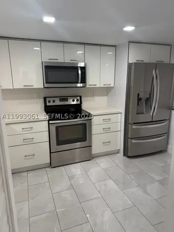 10000 NW 9th St Circle Miami FL 33172