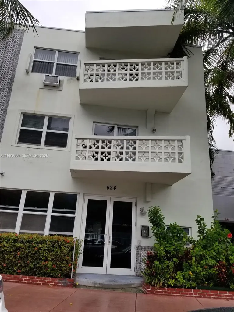 524 Washington Avenue Miami Beach FL 33139