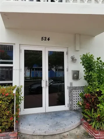 524 Washington Avenue Miami Beach FL 33139