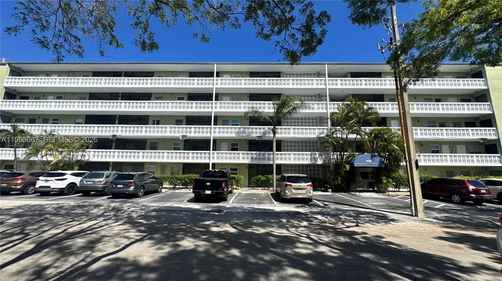 1425 Arthur Hollywood FL 33020
