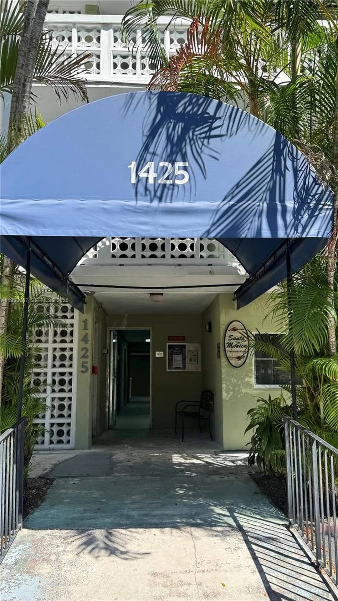1425 Arthur Hollywood FL 33020