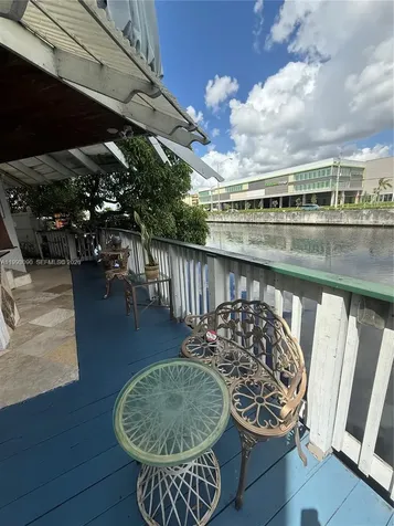 7643 NW South River Drive Medley FL 33166
