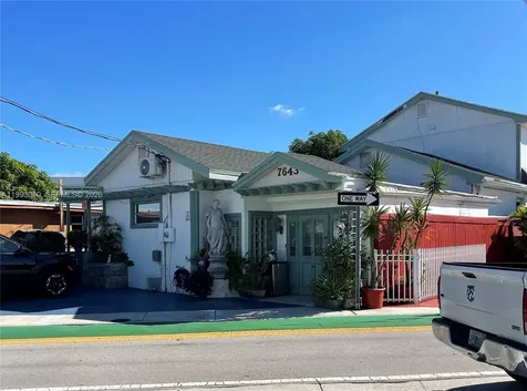 7643 NW South River Drive Medley FL 33166