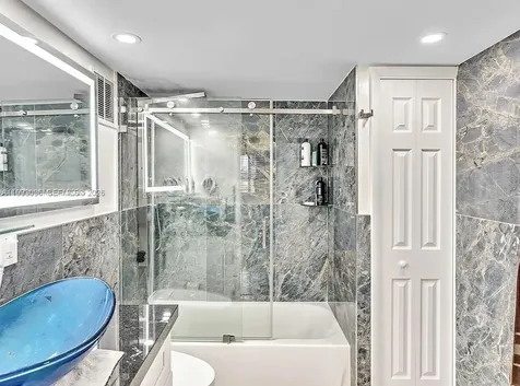 2450 NE 135th Street North Miami FL 33181