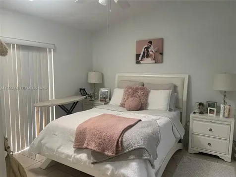 21567 SW 87th Court Cutler Bay FL 33189