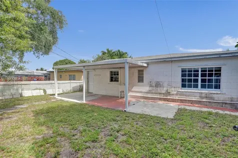 4326 NW 4th Street Miami FL 33126