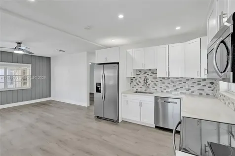 4326 NW 4th Street Miami FL 33126