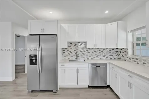4326 NW 4th Street Miami FL 33126