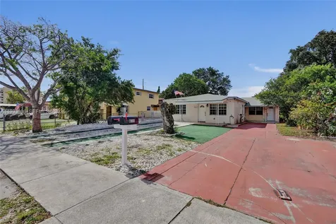 4326 NW 4th Street Miami FL 33126