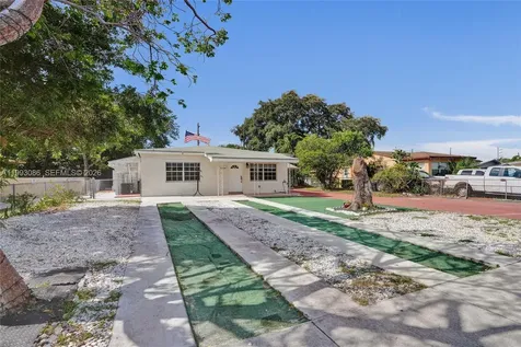 4326 NW 4th Street Miami FL 33126