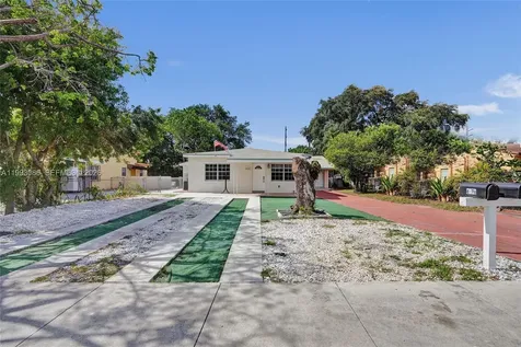 4326 NW 4th Street Miami FL 33126