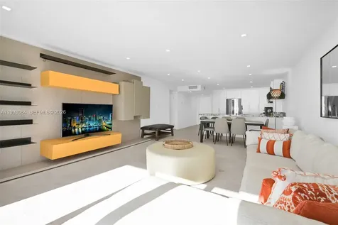 5555 Collins Avenue Miami Beach FL 33140