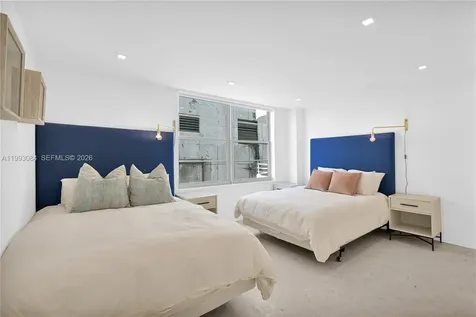 5555 Collins Avenue Miami Beach FL 33140