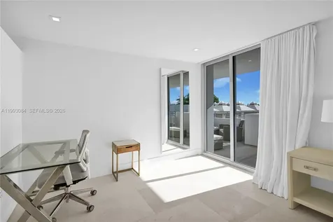 5555 Collins Avenue Miami Beach FL 33140