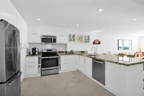 5555 Collins Avenue Miami Beach FL 33140