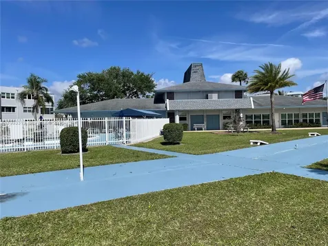 2300 Park Lane Hollywood FL 33021