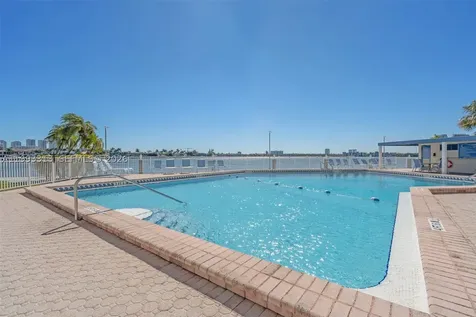 3010 Marcos Drive Aventura FL 33160