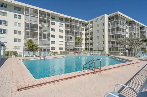 3010 Marcos Drive Aventura FL 33160