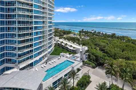 100 S Pointe Drive Miami Beach FL 33139