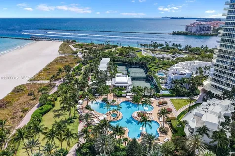 100 S Pointe Drive Miami Beach FL 33139