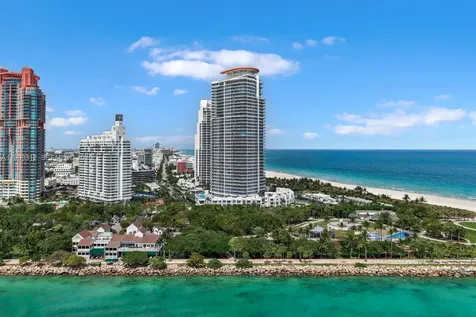 100 S Pointe Drive Miami Beach FL 33139