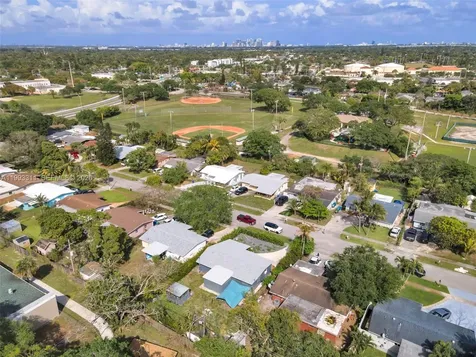1745 SW 43rd Avenue Fort Lauderdale FL 33317